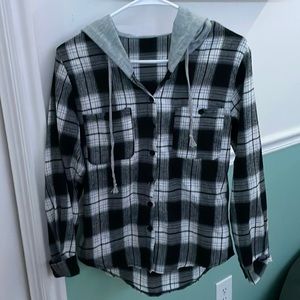 plaid long sleeve🖤🤍